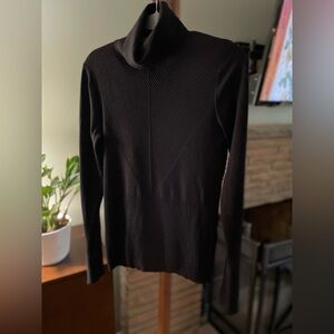 White House Black Market Ribbed Turtleneck - Small